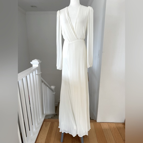 NWT Reformation Thea Wrap Gown / Dress in Ivory / Off White Medium - Picture 11 of 13